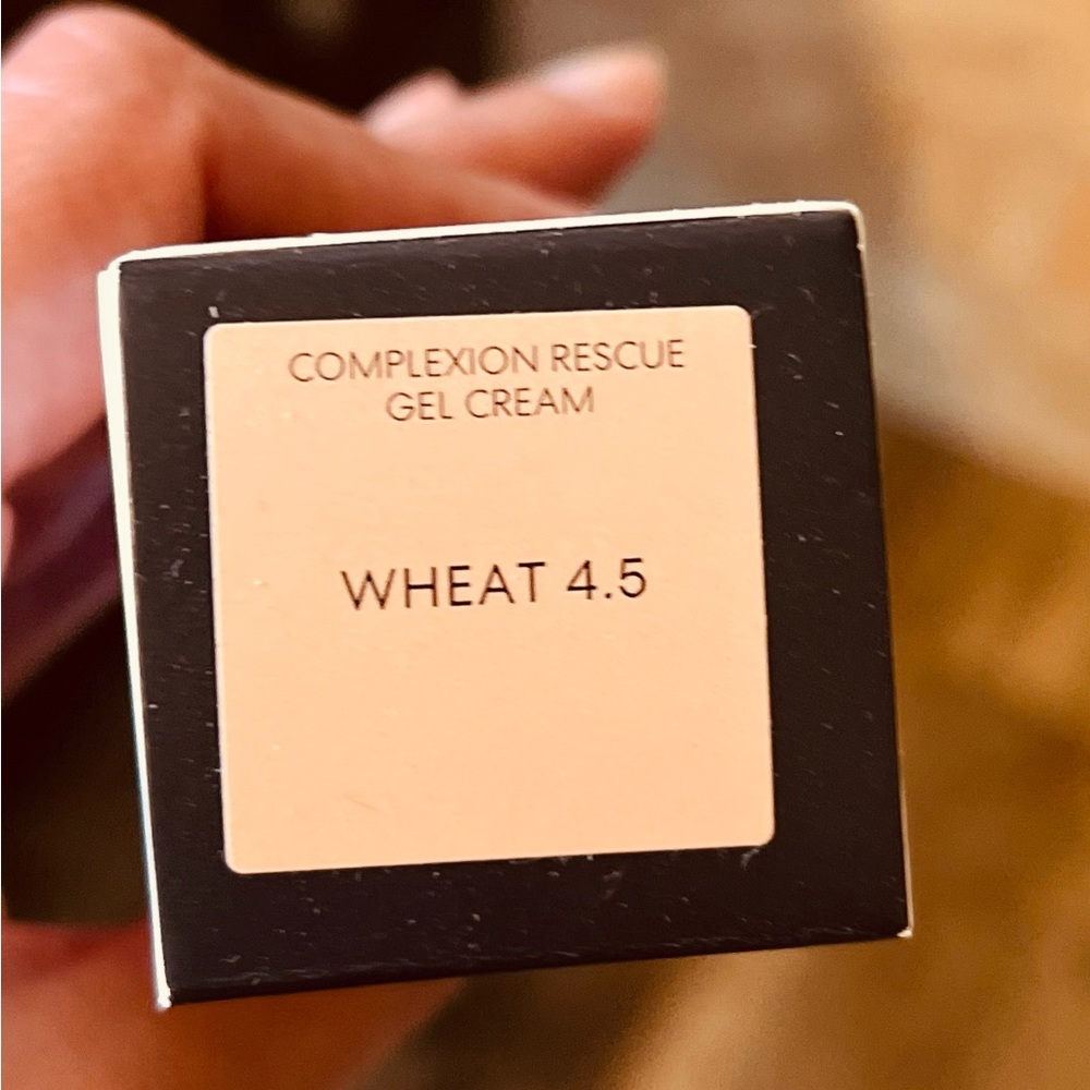 New BareMinerals Complexion Rescue Tinted Moisturizer SPF 30